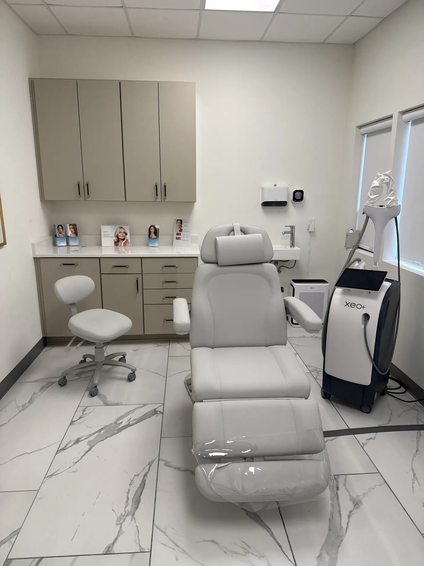 XEO treatment room at Clinique La Roya